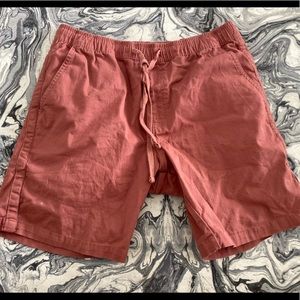 Men’s shorts medium salmon color 7 inch inseam
